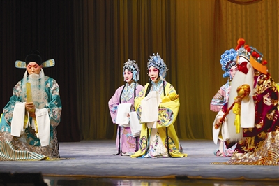 盟配资 天津：坐在中华听“坐中华”&#32;《大探二》有彩儿也有梗